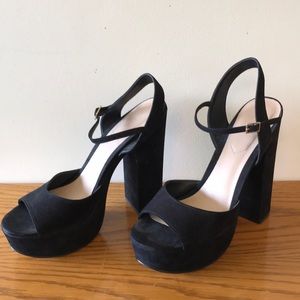 Black Wedge Heels